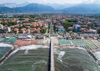 Marina di Massa z drona