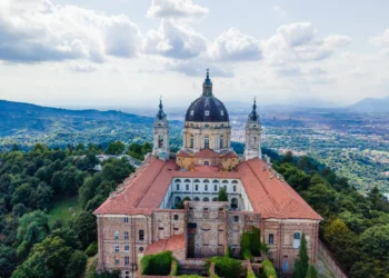 Bazylika Superga od strona wschodniej