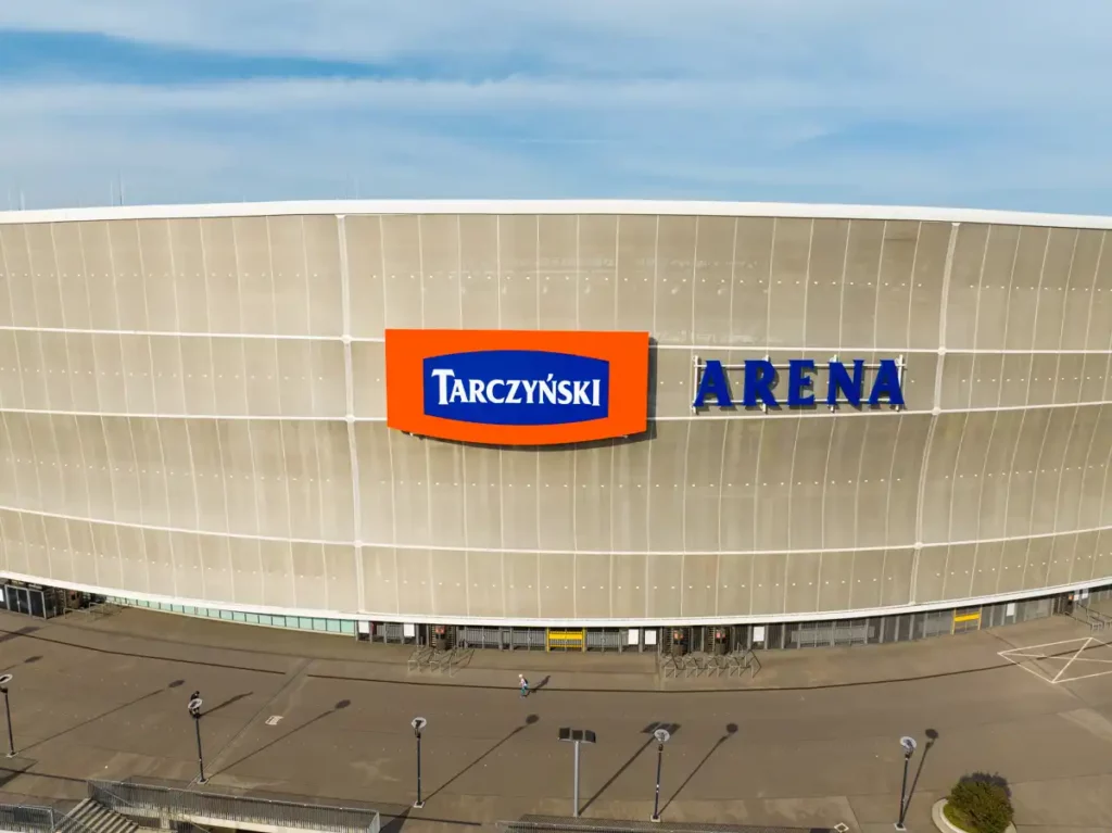 logo Arena z drona