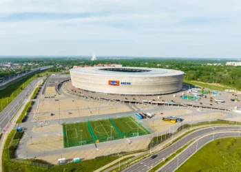 Stadion od południa z drona