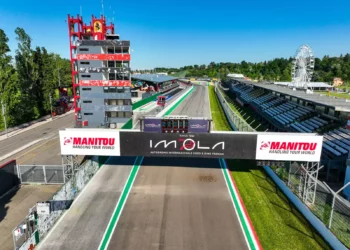 baner imola przy starcie