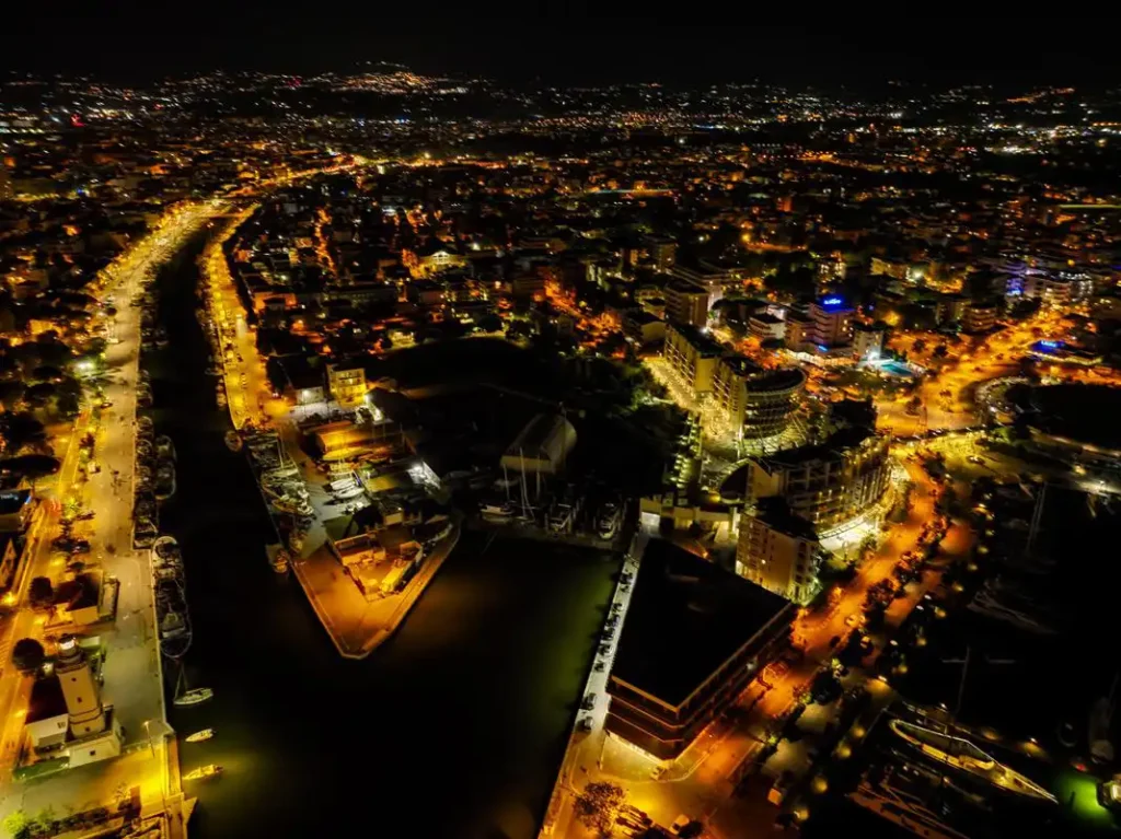 rimini noca, centrum