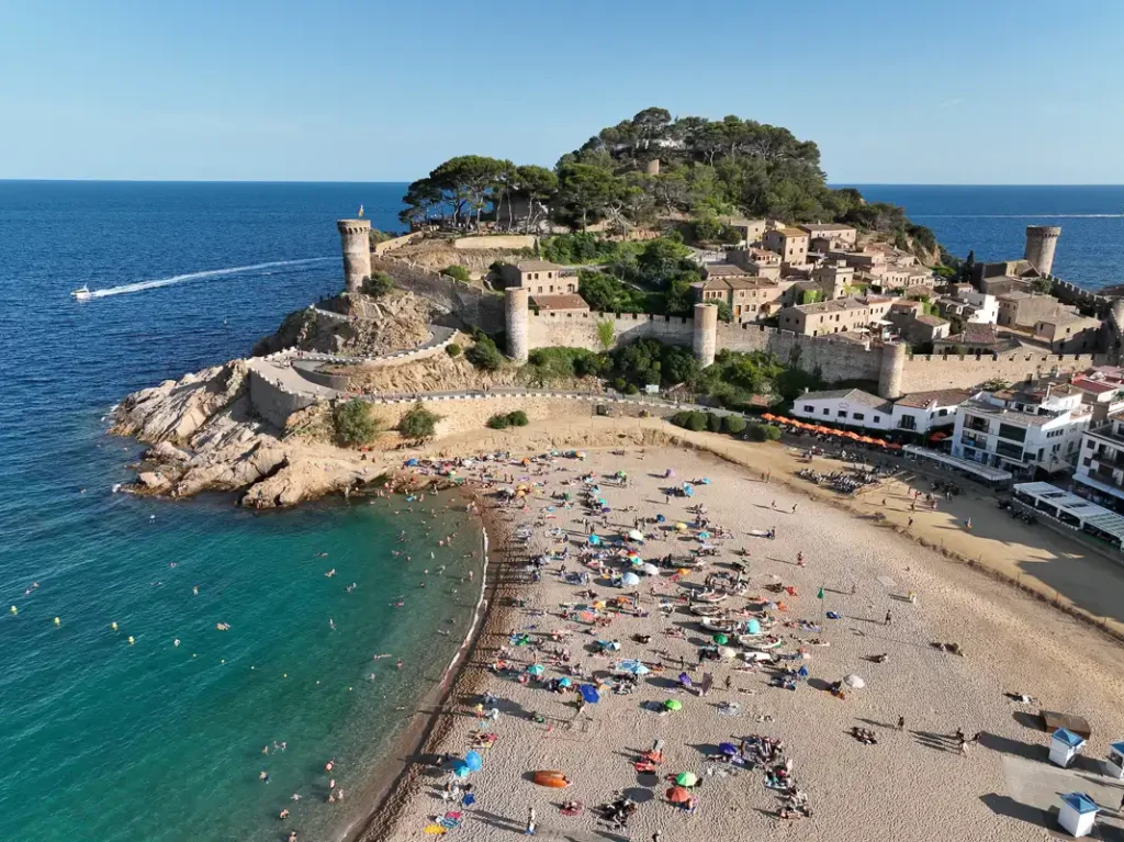 zamek tossa de mar