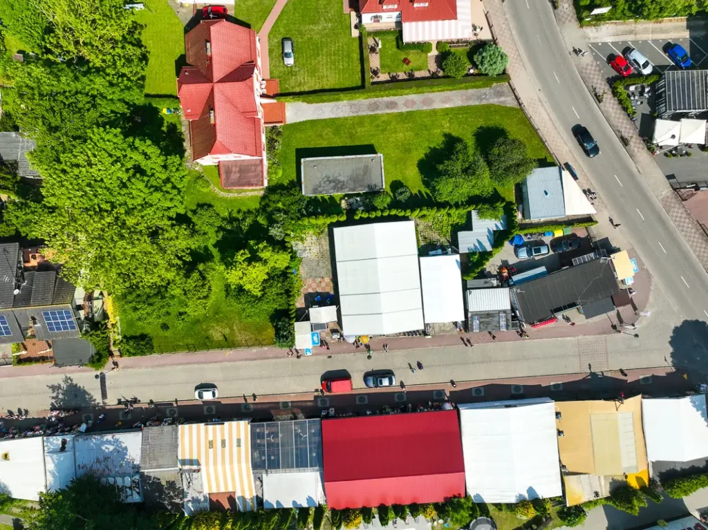 Gdzie leży Ustronie nad morzem?